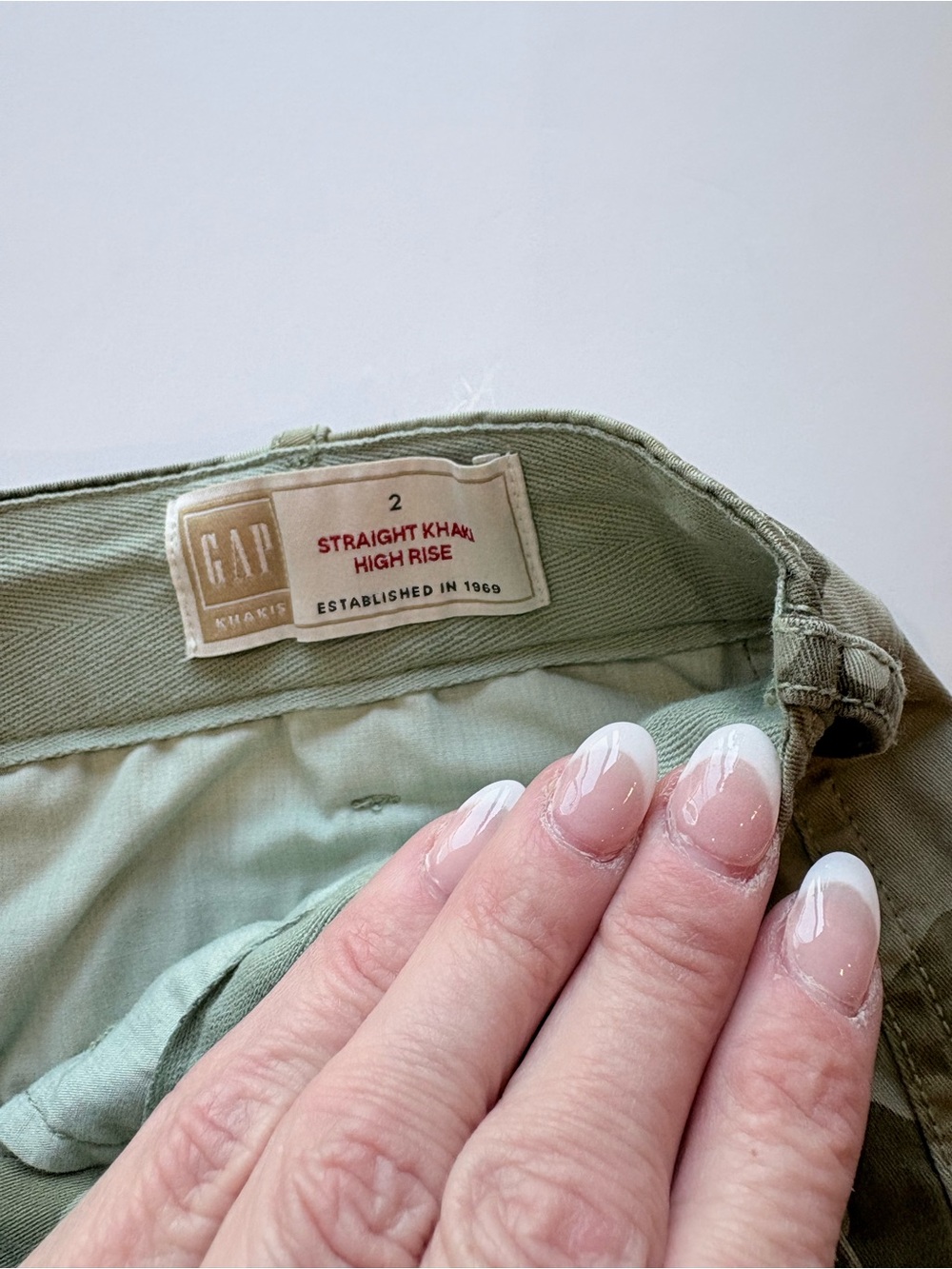 GAP Olive & Khaki Camo Chino Pants - Picture 4 of 10